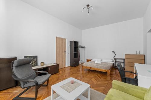 Wawel City Centre Apartment by BookingHost