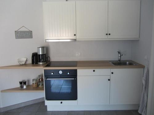  Vestervang Bed & Breakfast -  Room  picture :   Tea/Coffee maker    Minibar    Shower                           