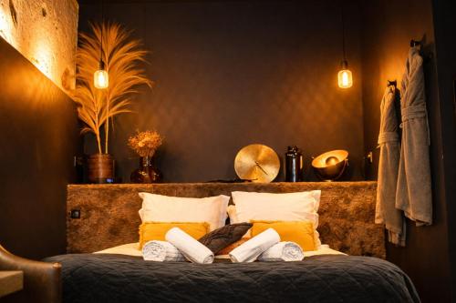 Suite premium Dark, Jacuzzi & Cinéma