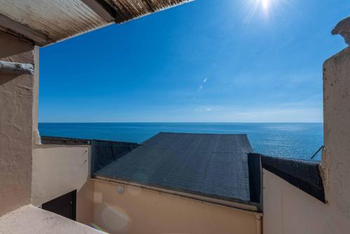 Les Argonautes, Front de mer, Piscine