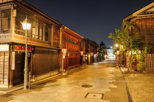 Renovated Japanese-style house Nishi Chaya 1 minute on foot