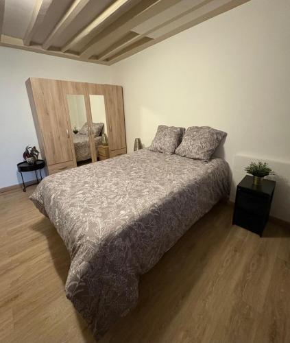 Montparnasse Studio