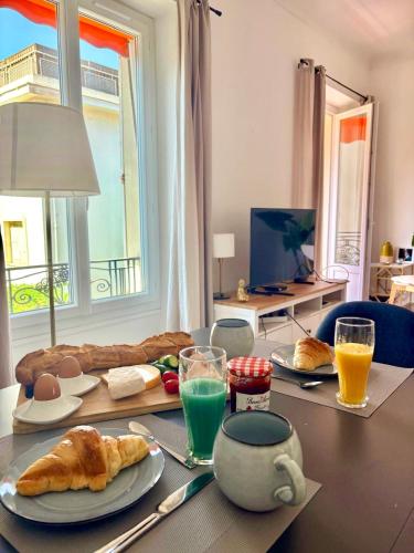 Fiorella's Cannes Oasis