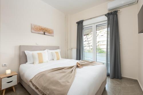 Comfortable Stay Near Neo Faliro Train & Port