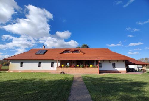Győri Lovastanya Cserkeszőlő