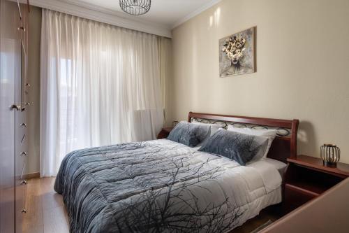 Neapolis Breeze