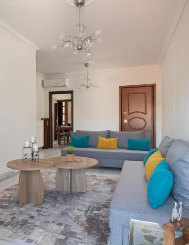 Neapolis Breeze