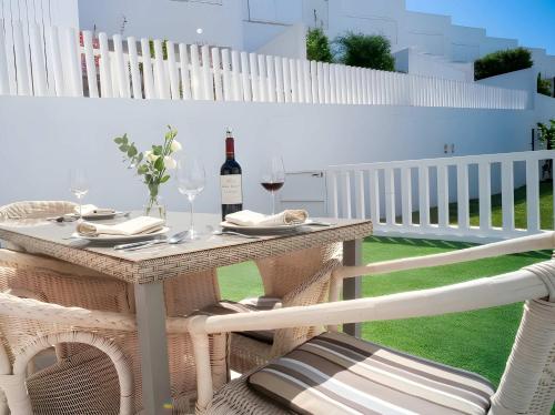 Chalet con piscina compartida alquilamos solo a familias