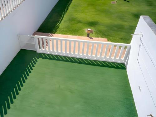 Chalet con piscina compartida alquilamos solo a familias