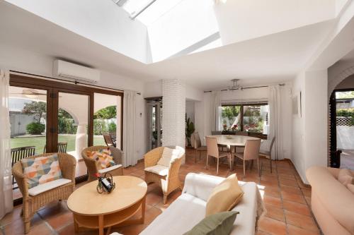Villa by the beach 5 bedrooms photo 6