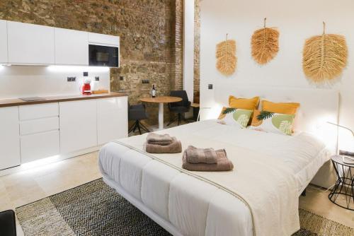 Authentic Studios Alcazaba