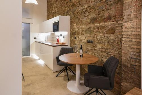 Authentic Studios Alcazaba