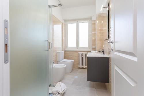 Cornelia Apartment Near Metro A