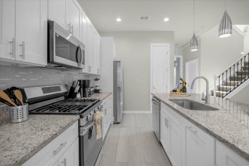 5-Suite Resort Villa Minutes From Disney Parks 759 photo 18