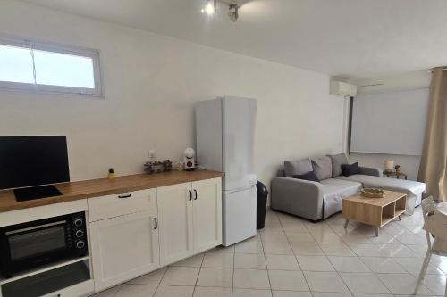 AC Apt with Balcony in Saint-Raphaël