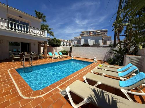 Nerja Paradise Rentals - Villa Los Leones