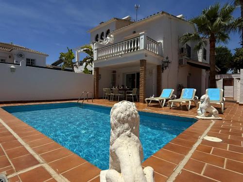 Nerja Paradise Rentals - Villa Los Leones