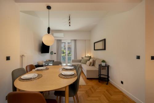 Modern 2BR Pangrati - 10min Stadium by TwentyTwo