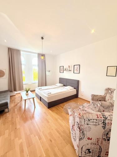Spacious 3BR Apartment next to Wiener Stadthalle G3