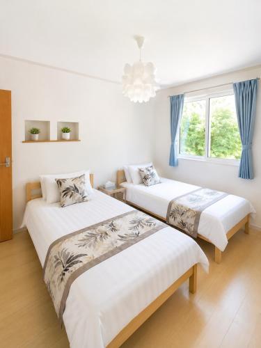 HAKUBA House LuckyStar5 next to shuttle bus station ,711 ,restaurants Modern Chalet