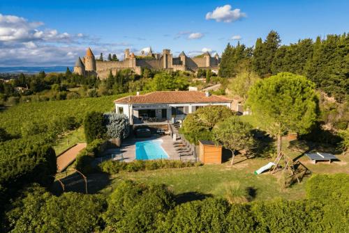 Villa Cœur de Vignes by L'Écrin de la Cité, à 200 m de la Cité de Carcassonne