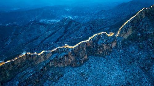 a view of the grand canyon from the top of the mountain at Black Stone Family Garden Villa in Yaoqiaoyu