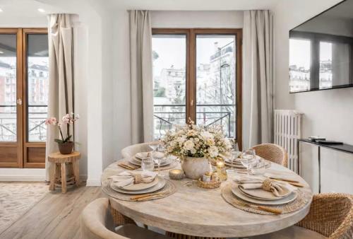 Vi Calm & Bright near Eiffel for 4 guests 4,3