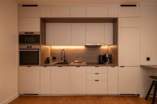 GF Modern 2BR - Kaisariani-Pangrati by TwentyTwo