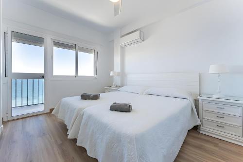 Fuengirola Front Beach, by Homing U