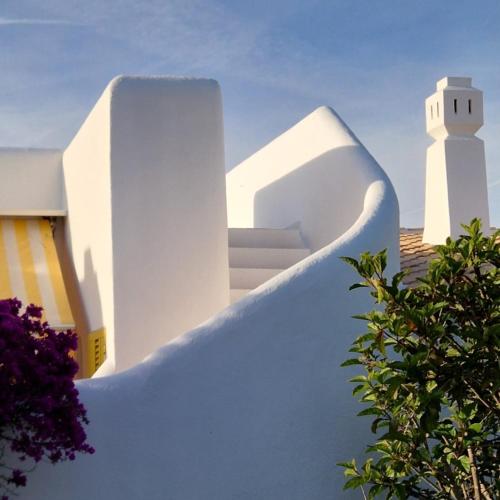 Vilamoura 3BR Villa, Pool, AC, Rooftop & Golf