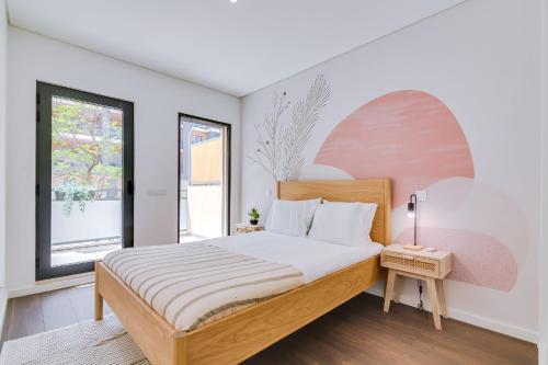 Modern 1Bdr Flat with Pool in Marina by Lovelystay
