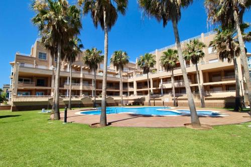 Ático frontal al mar con piscina privada by homeprive