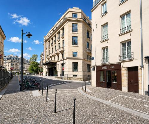 Joli studio, rue calme, prêt de Notre Dame de Paris