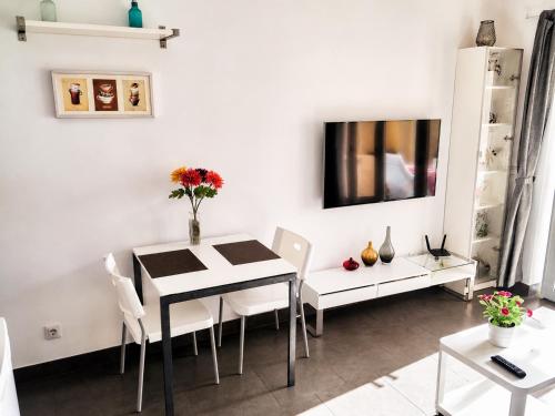 Lovely apartment, great location!