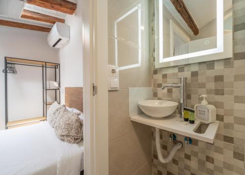 Amazing exclusive penthouse - 2 Bdrs 2 Baths