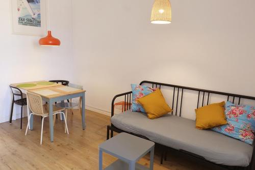 Bed and Beach Barcelona Apartments