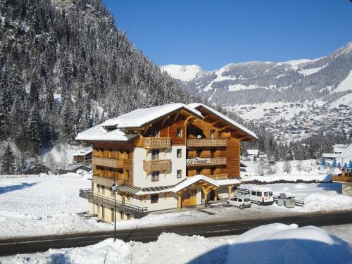 Chalet La Cascade - Appartement le Biwak pour 15 personnes - Châtel Réservation
