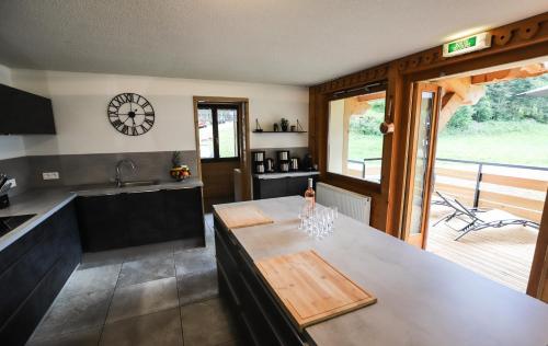 Chalet La Cascade - Appartement le Biwak pour 15 personnes - Châtel Réservation