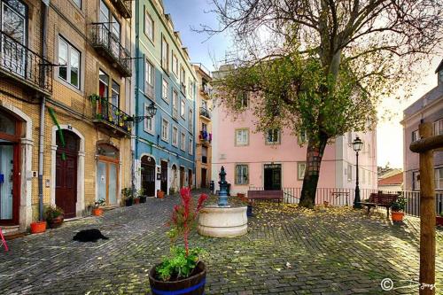 Mouraria3 Discover the Medieval Lisbon