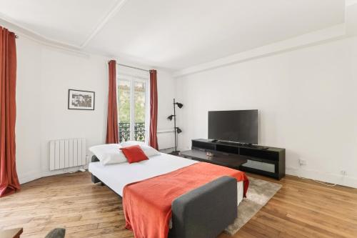 Bright & Spacious 1BR in Montmartre - Paris 18