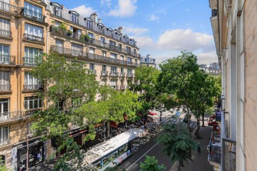 Bright & Spacious 1BR in Montmartre - Paris 18