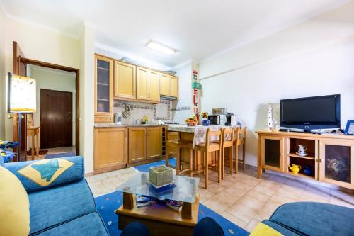 Stylish Quarteira Apartment, Algarve
