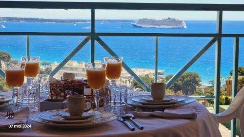 Holiday Paradise - Cannes - Sea View - Pool - Free Parking - Beach 4 min