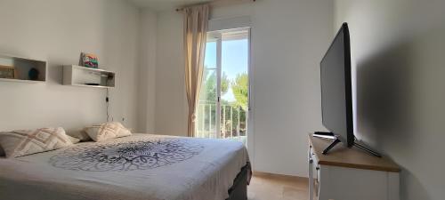 Sunny Home · Terraza & Piscina
