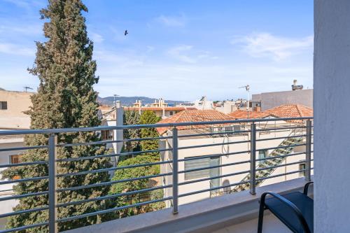 Urban Luxury Apartment in Central Heraklion With Balcony View