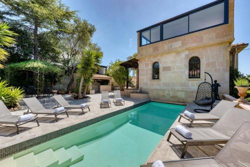 Villa Jaliel I Cannes French Riviera I 270m2 I Spa I 10 minutes du centre-ville I 12 personnes