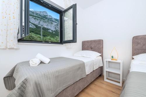 Apartment Vana with sea view