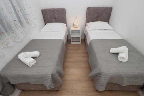 Apartment Vana with sea view