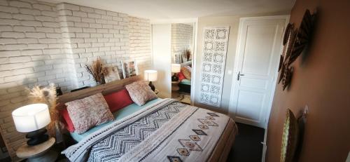 Austerlitz Cocoon