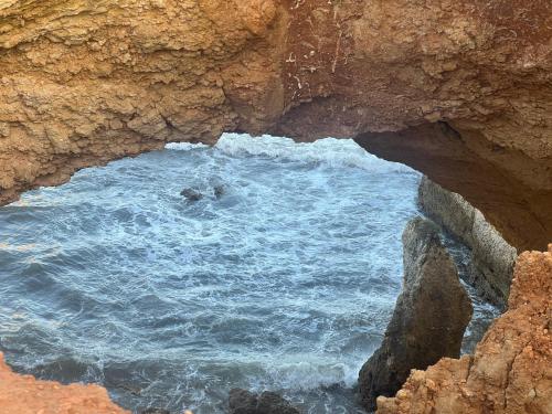Cozy Apartment, 5 Min to Praia da Rocha, Algarve